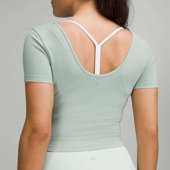 EUC Lululemon 2022 | Align T-Shirt Size 6 - Picture 4 of 8